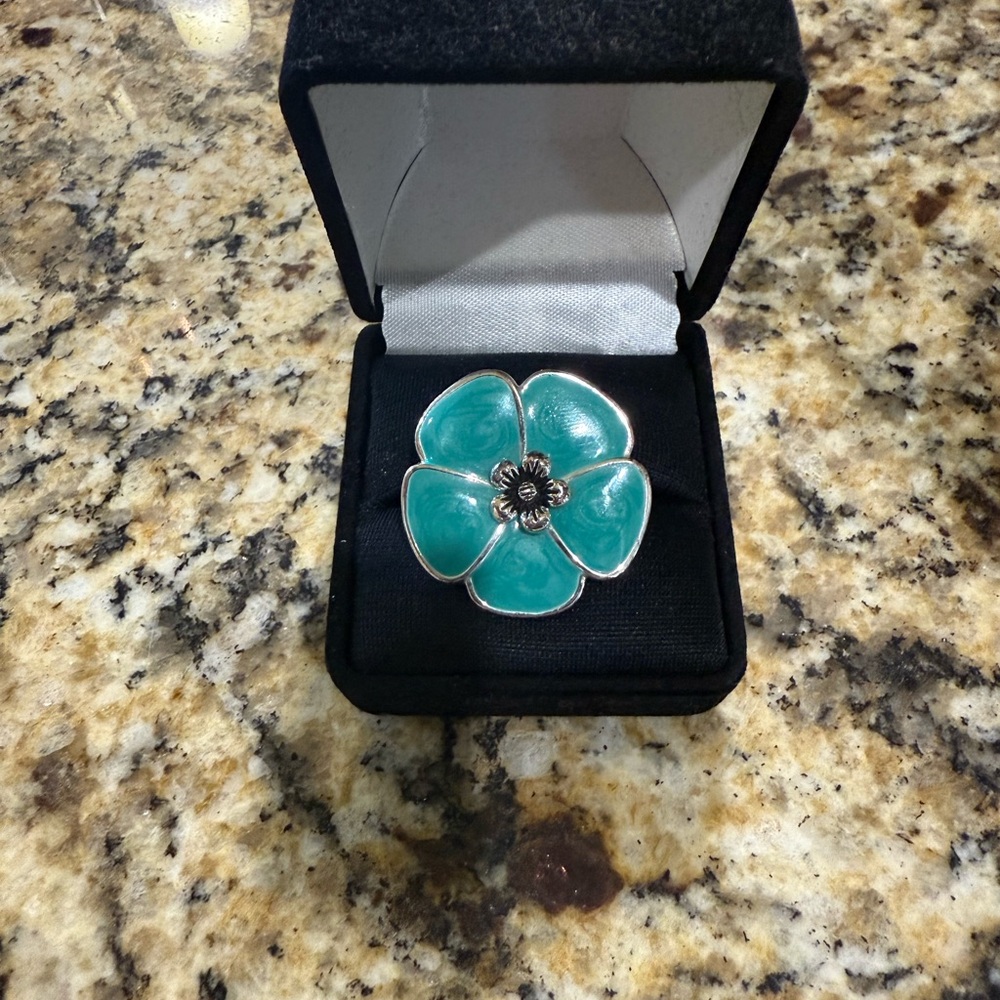 Premier Designs Blue Enamel Flower Ring
